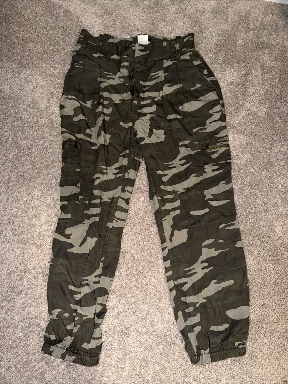 Express Camouflage Cargo Pants - Olive & Gray